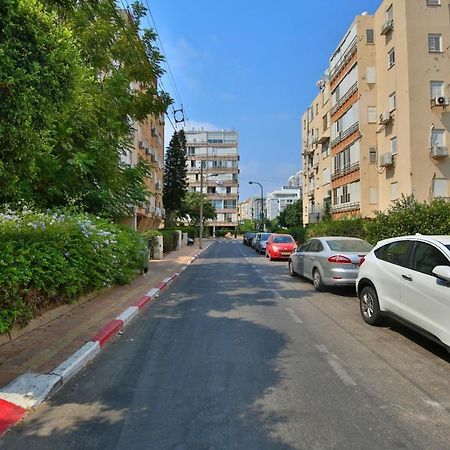 City Center Luxury Apartment In Netanya Exterior foto