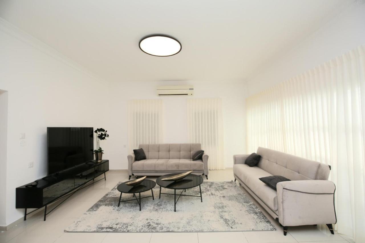 City Center Luxury Apartment In Netanya Exterior foto